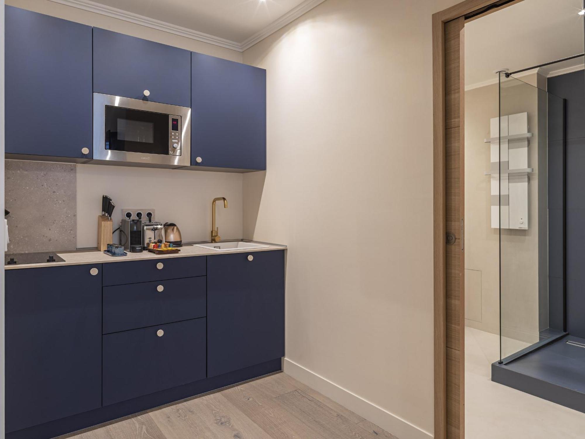 The Blue Suite On Champs Elysees Avenue Paris Zimmer foto